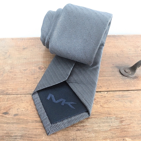 Michael Kors Black and Gray Tie - Picture 4 of 5